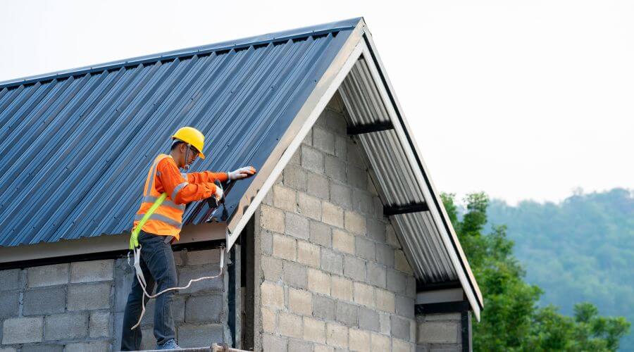Professional gutter cleaning in Rocky Hill, KY